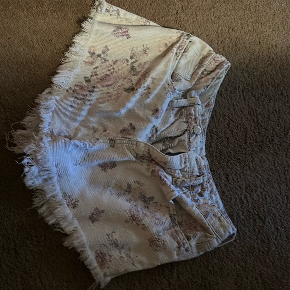 Floral Jean shorts size 24
